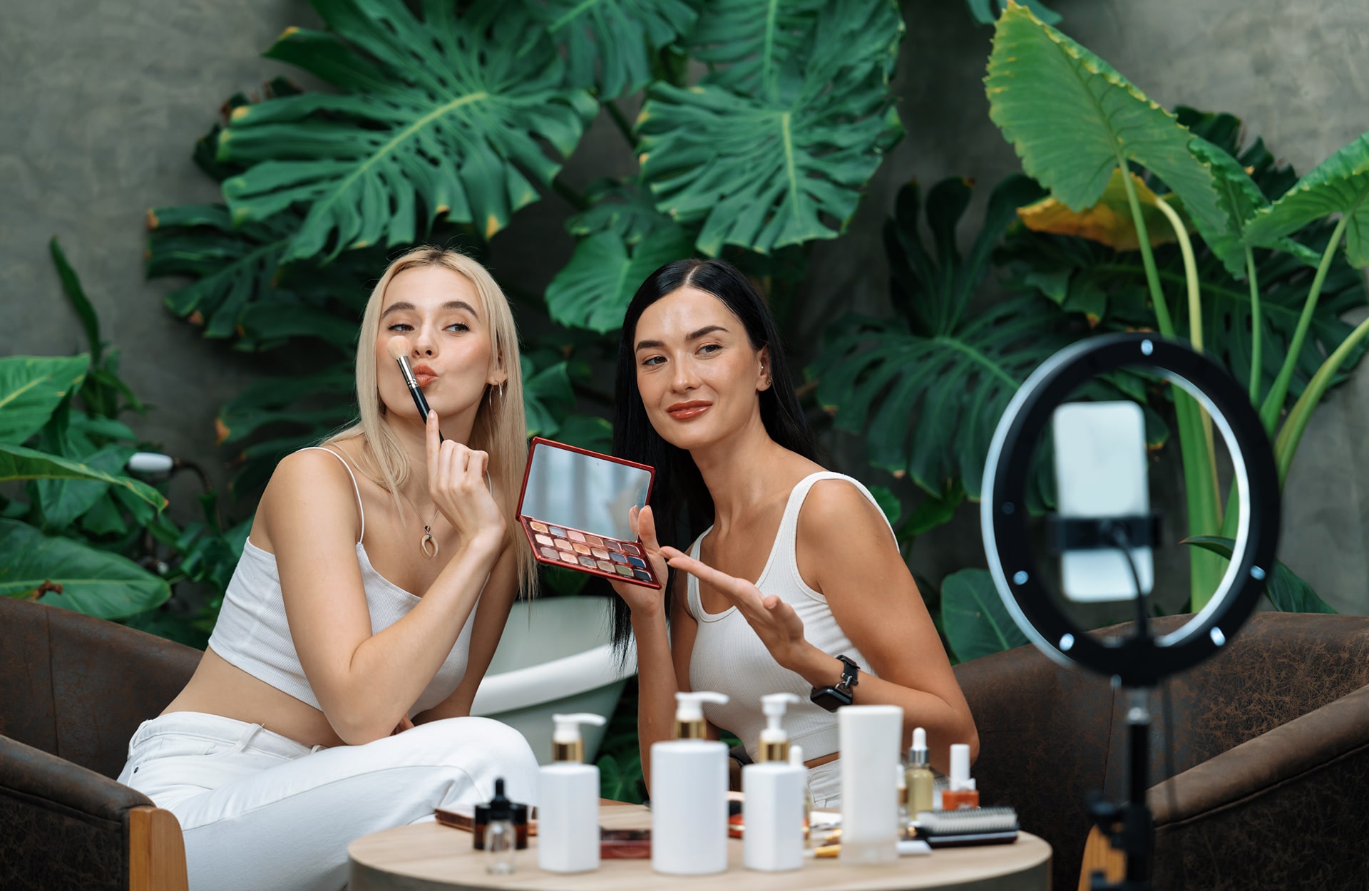 Cosmetic Trends for 2025